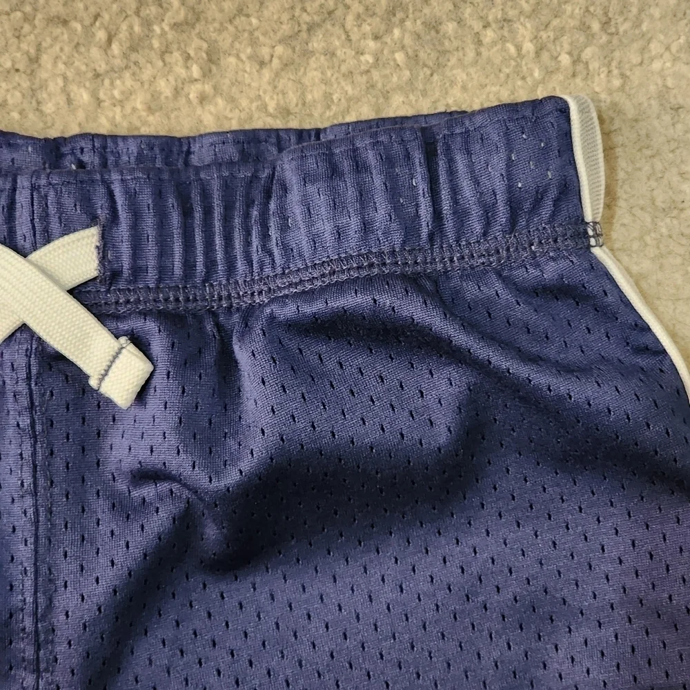 Carter's Navy Blue And White Stripe Mesh Shorts Size 7